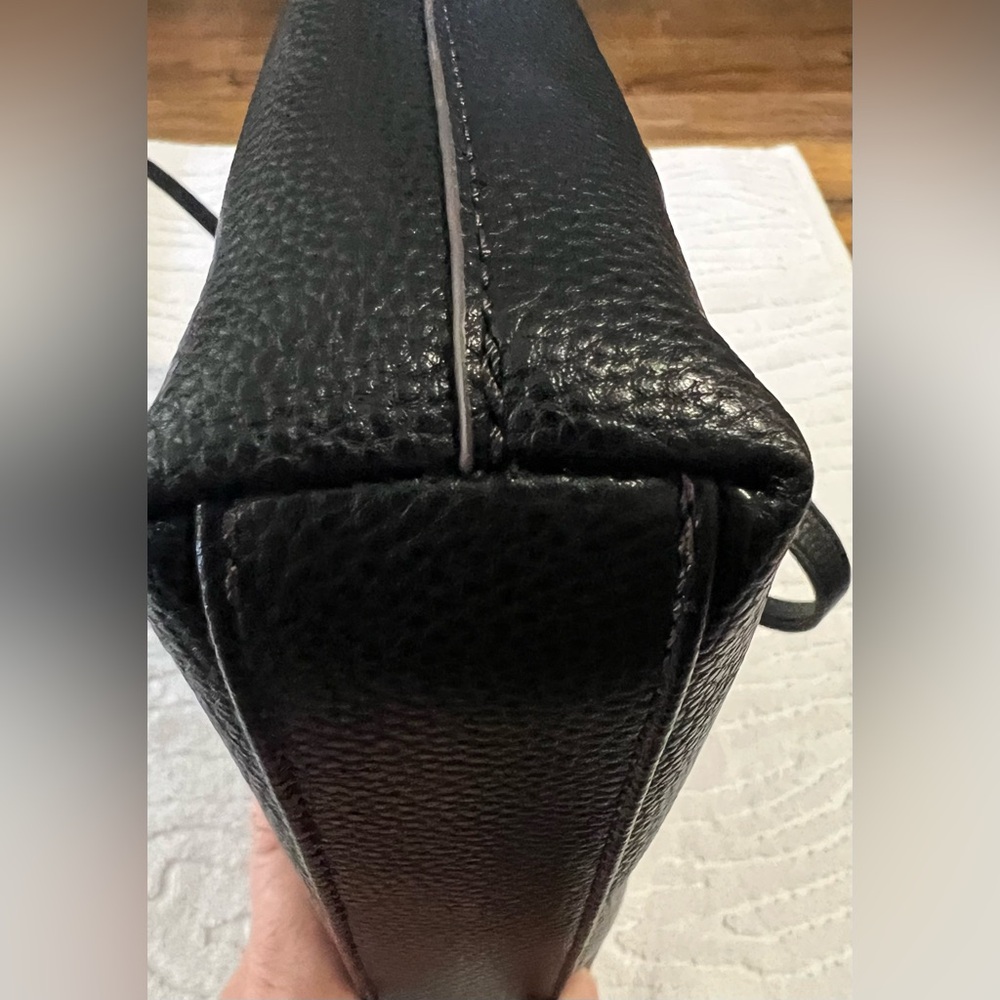 Liz Claiborne Crossbody Handbag Black Faux Pebble Leather
Shoulder Bag - EUC - Picture 6 of 16